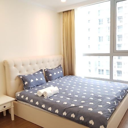 The Berry Vinhomes Luxury Apartments Хошимин Экстерьер фото