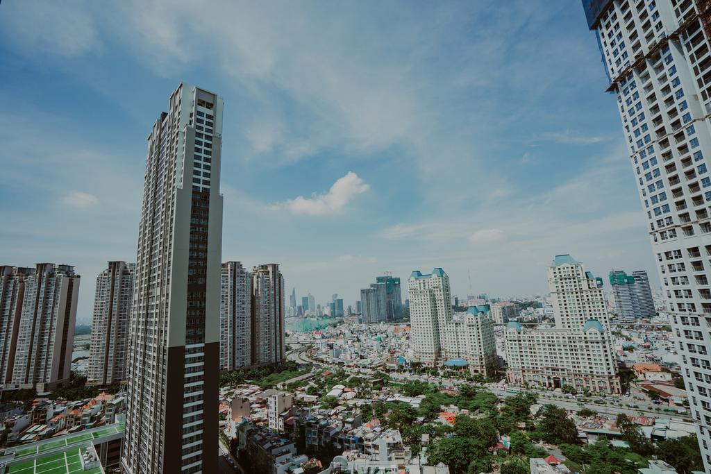 The Berry Vinhomes Luxury Apartments Хошимин Экстерьер фото