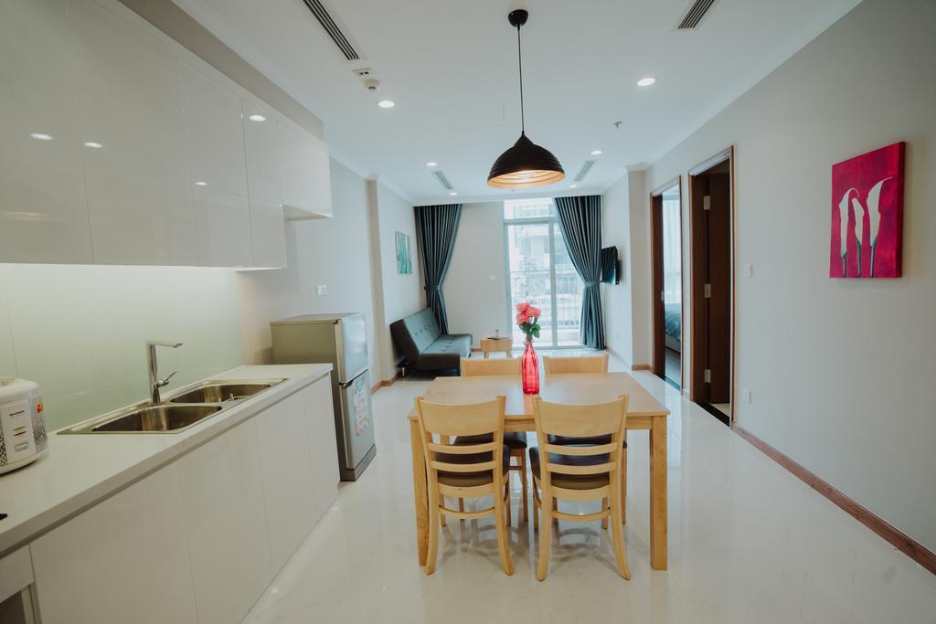 The Berry Vinhomes Luxury Apartments Хошимин Экстерьер фото