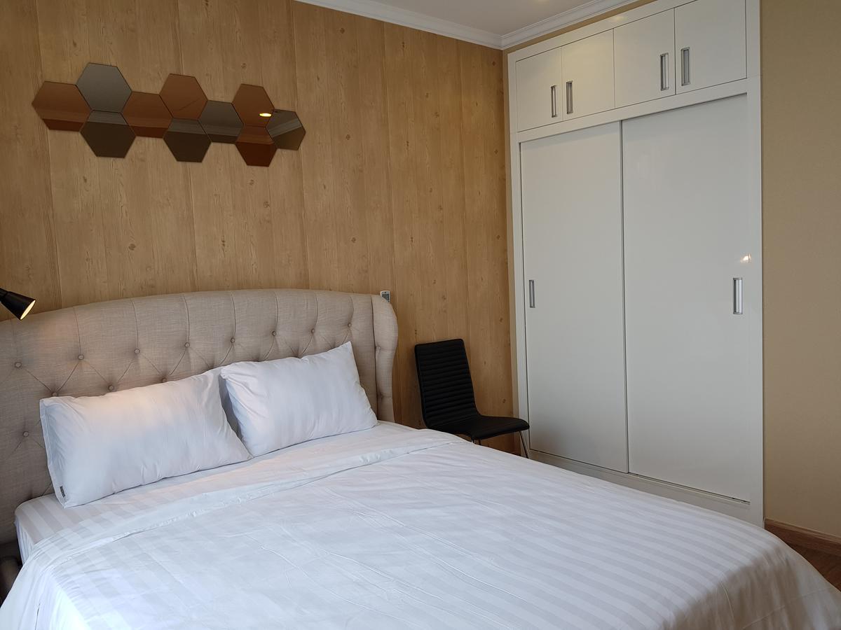 The Berry Vinhomes Luxury Apartments Хошимин Экстерьер фото