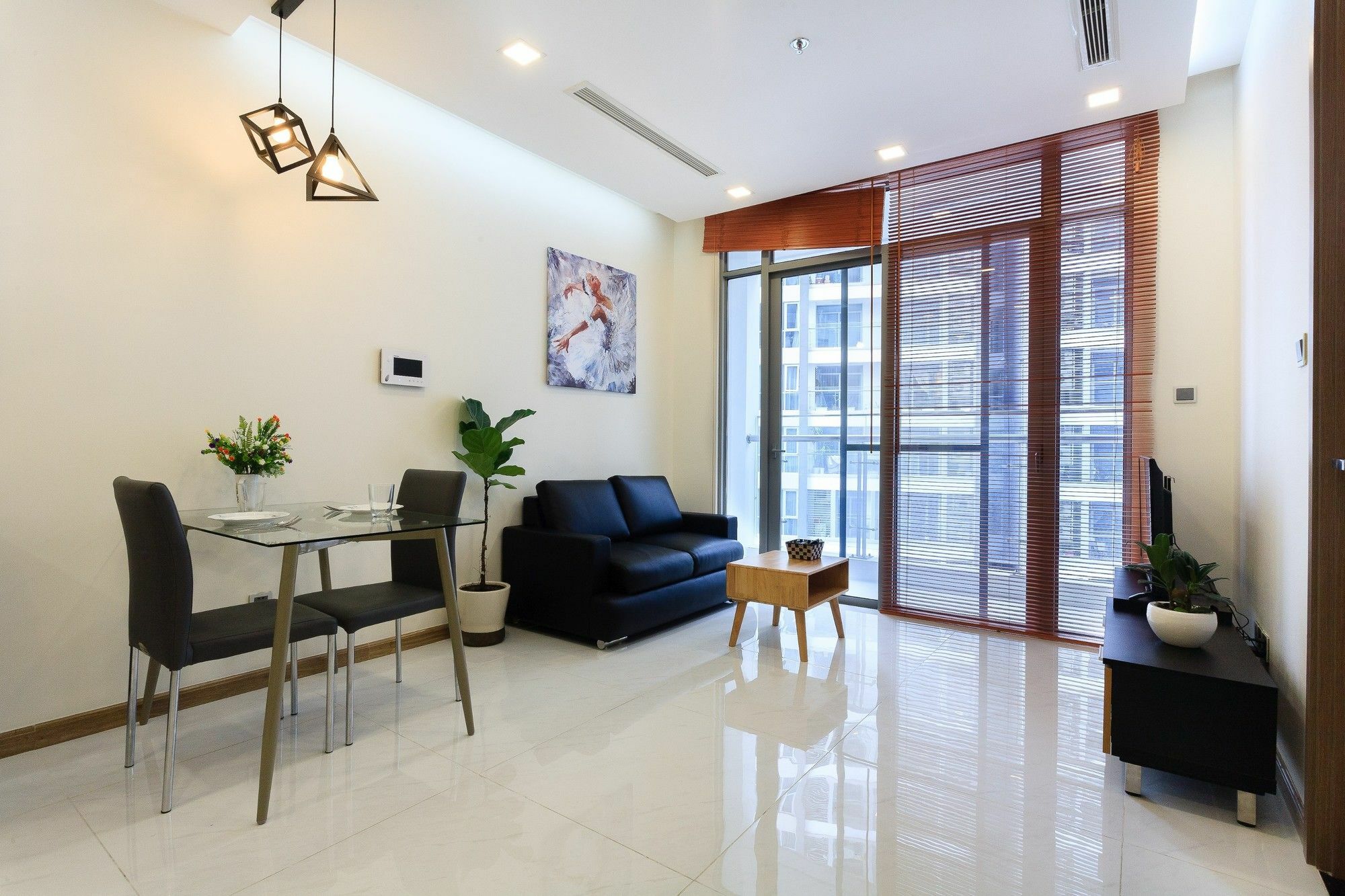The Berry Vinhomes Luxury Apartments Хошимин Экстерьер фото
